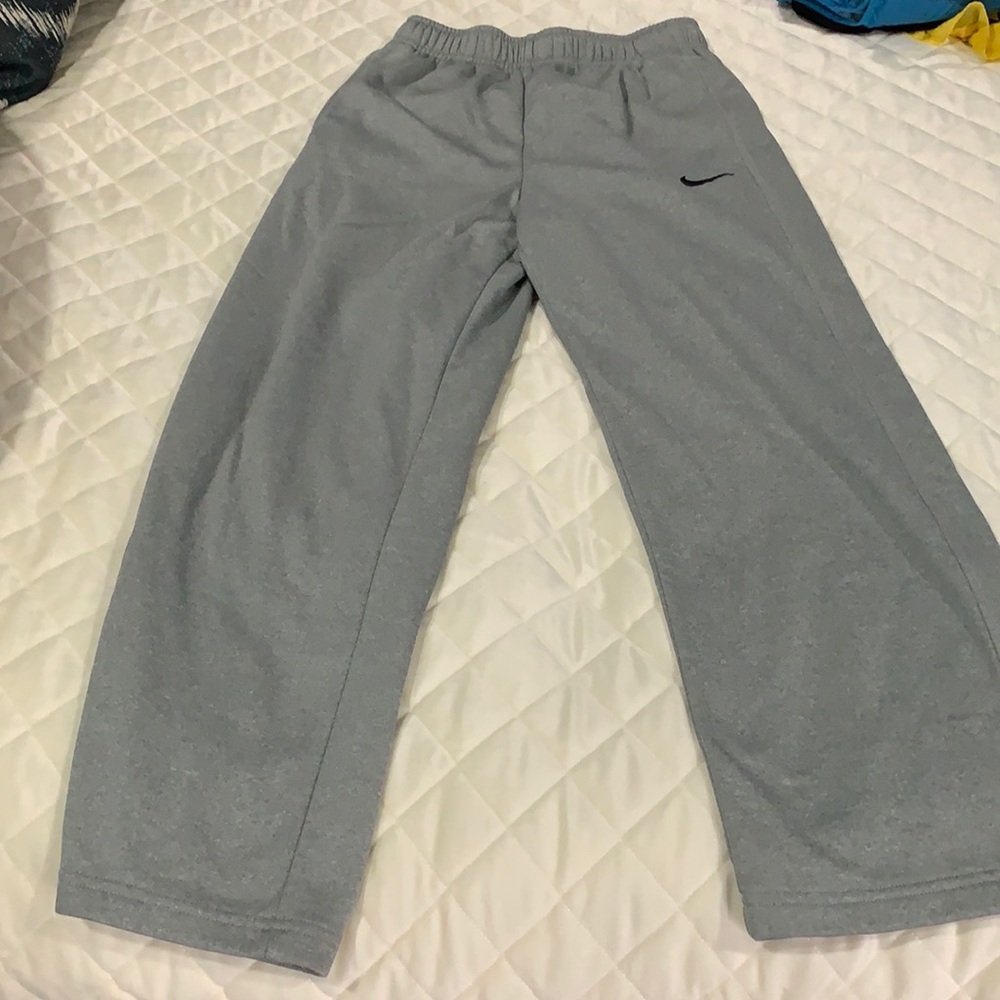 Boys Nike sweatpants